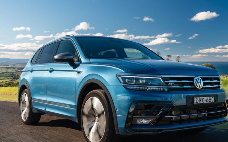 indoors-car-rental-samoa-about-us-page-image-of-blue-volkswagen-tiguan-allspace-2018